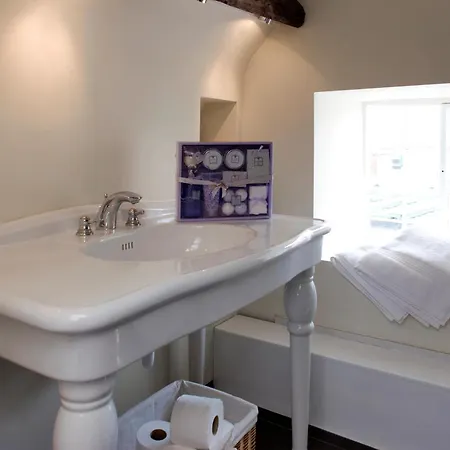 Yorkshire Retreat Masham - Corporate Events And Group Family Holidays * Masham
